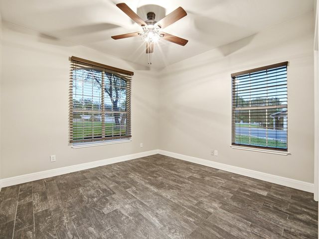 1701 Mountain Laurel, Kerrville, TX 78028