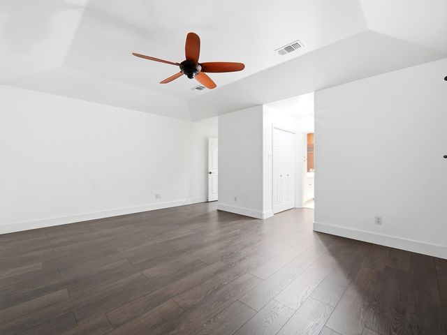 1701 Mountain Laurel, Kerrville, TX 78028
