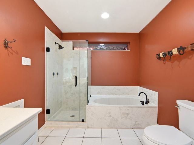1701 Mountain Laurel, Kerrville, TX 78028