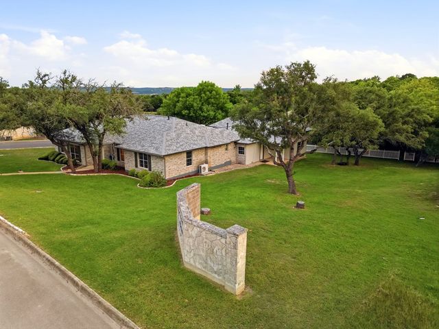 1701 Mountain Laurel, Kerrville, TX 78028