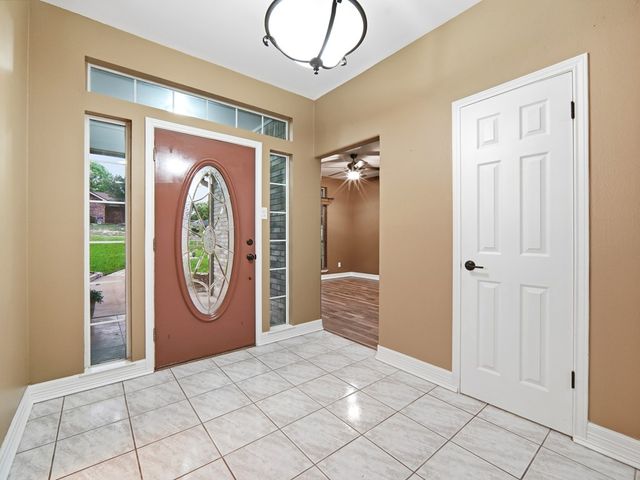 1701 Mountain Laurel, Kerrville, TX 78028