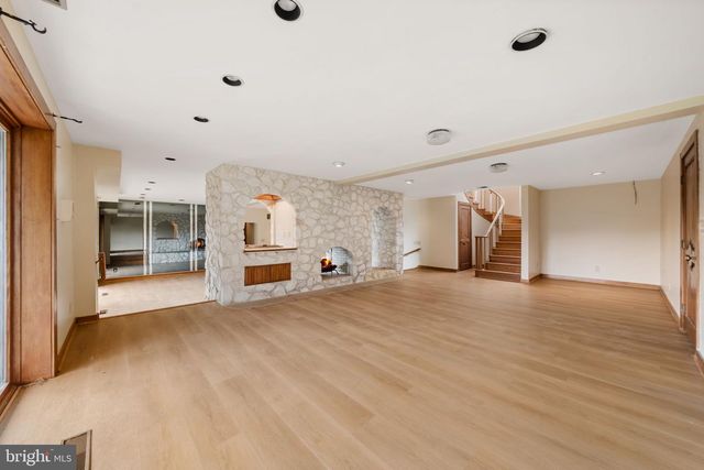 403 WAY RD, Wilmington, DE 19807