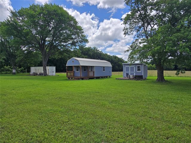 652 County Road 2850, Honey Grove, TX 75446