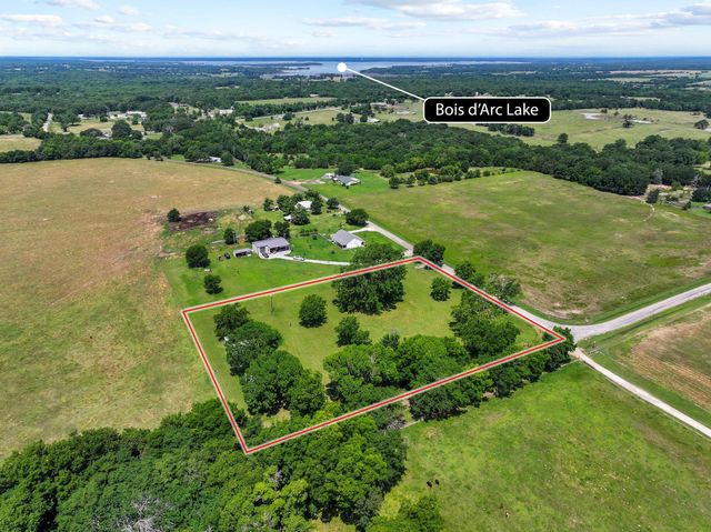 652 County Road 2850, Honey Grove, TX 75446