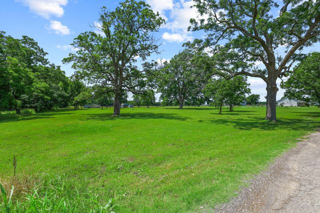652 County Road 2850, Honey Grove, TX 75446
