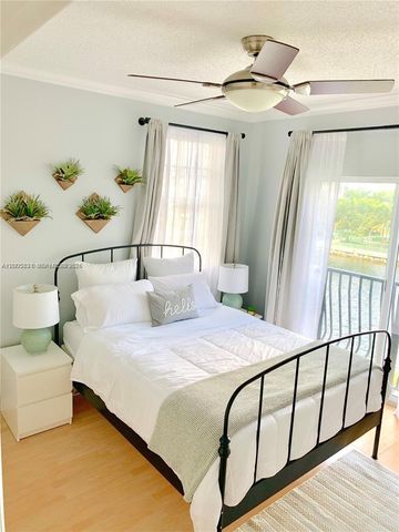 3245 NE 184th St 13403, Aventura, FL 33160