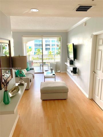 3245 NE 184th St 13403, Aventura, FL 33160