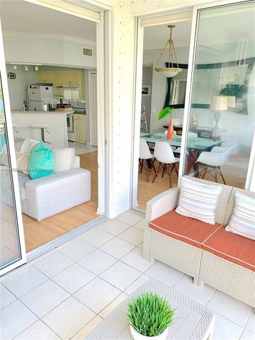 3245 NE 184th St 13403, Aventura, FL 33160