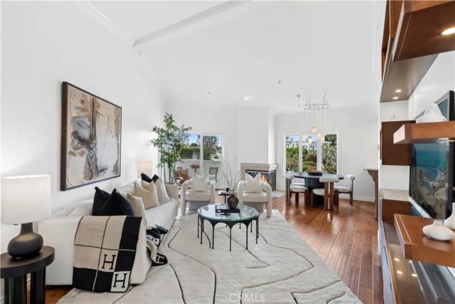 401 Seaward 6, Corona Del Mar, CA 92625
