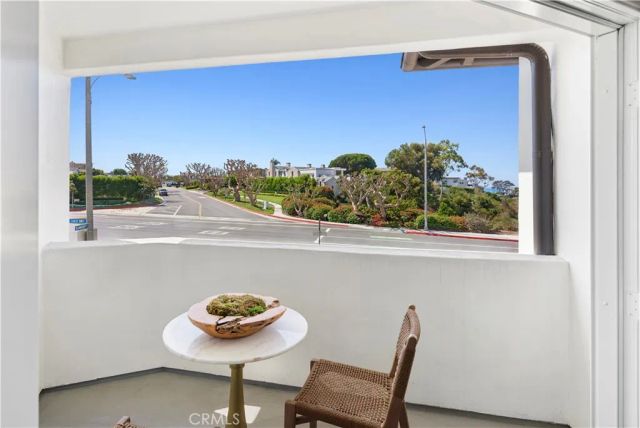 401 Seaward 6, Corona Del Mar, CA 92625