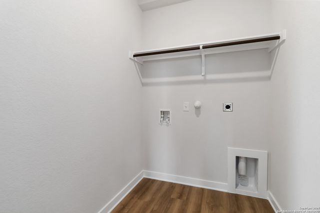 8968 Hazel Birch, Elmendorf, TX 78112