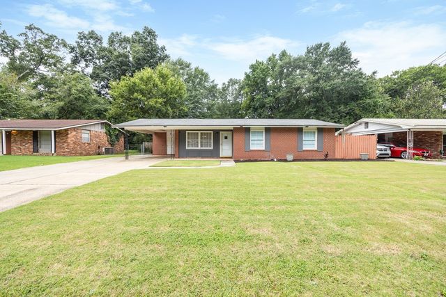 1917 Wellborn Drive, Columbus, GA 31907
