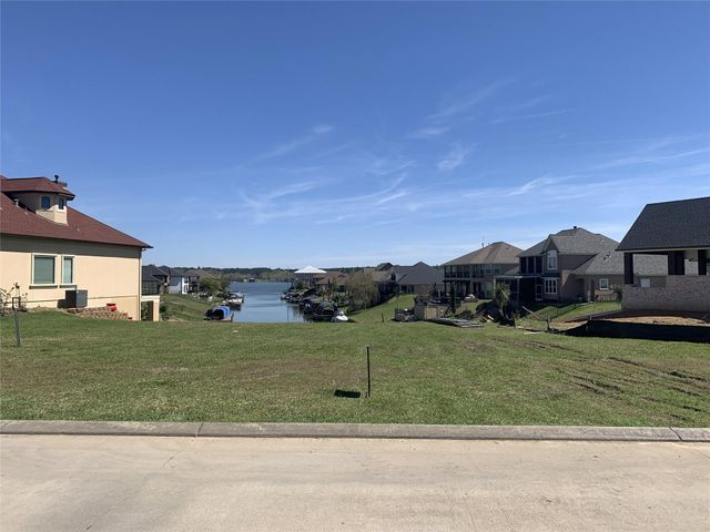 10890 Decatur, Willis, TX 77318