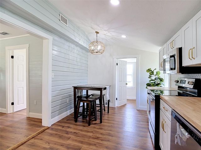 445 W HOOKER STREET, Bartow, FL 33830