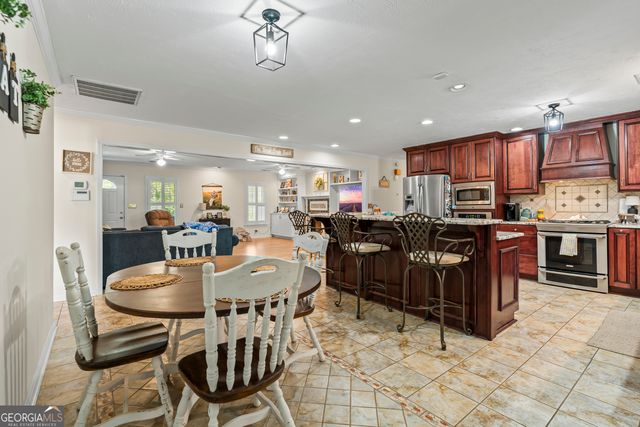 976 Shoal Creek Road, Lavonia, GA 30553