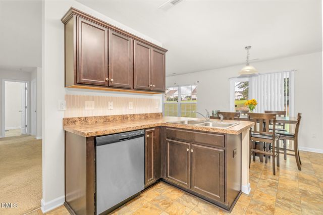 108 Castlebury Court, Rocky Mount, NC 27804