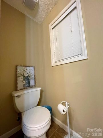 1676 Plyler Lake Road, Gastonia, NC 28054