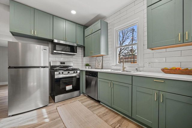 158 N 59th STREET, Milwaukee, WI 53213