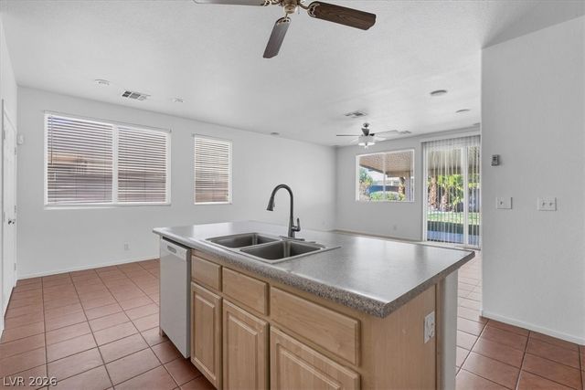 920 Stable Glen Drive, North Las Vegas, NV 89031