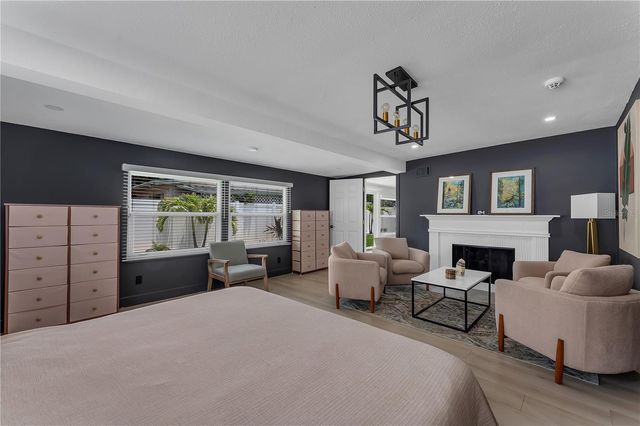 3295 57TH STREET N, St Petersburg, FL 33710