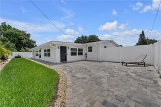 3295 57TH STREET N, St Petersburg, FL 33710