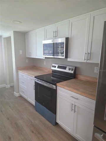 11337 VERSAILLES LANE, Port Richey, FL 34668