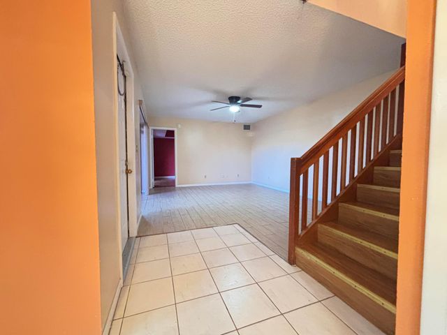 1701 S CORAL Terrace 1701, North Lauderdale, FL 33068