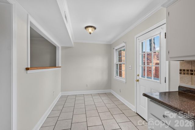 8904 Hunter Ridge Drive, Charlotte, NC 28226