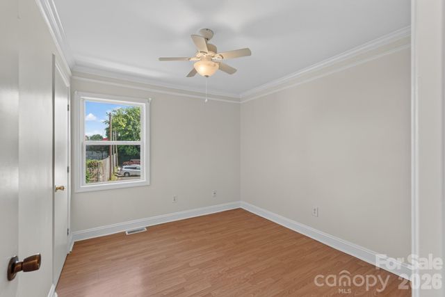 8904 Hunter Ridge Drive, Charlotte, NC 28226