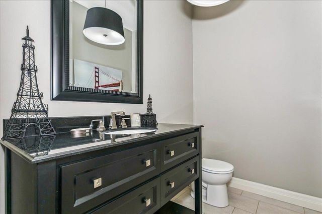 1401 N Shadow Rock Dr, Andover, KS 67002