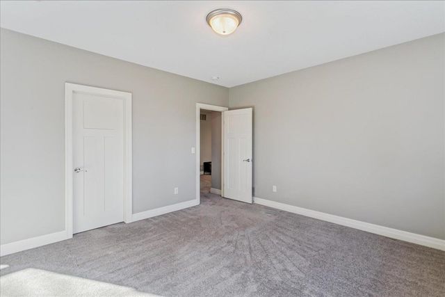 1401 N Shadow Rock Dr, Andover, KS 67002