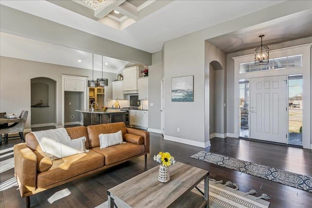 1401 N Shadow Rock Dr, Andover, KS 67002