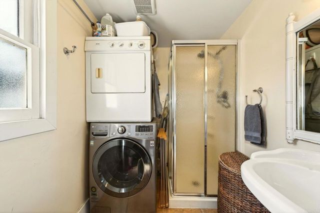 211 W 9th Ave, Escondido, CA 92025