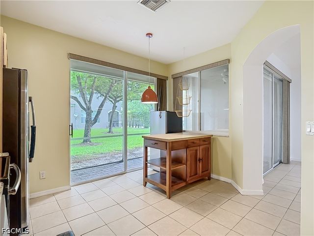 10043 Salina ST, Fort Myers, FL 33905