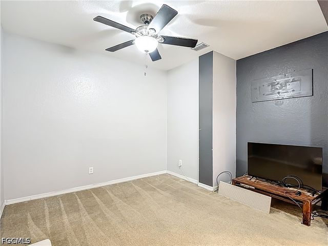 10043 Salina ST, Fort Myers, FL 33905