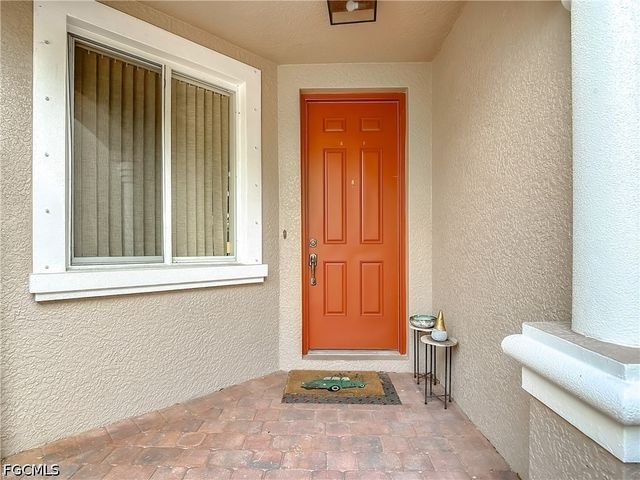 10043 Salina ST, Fort Myers, FL 33905
