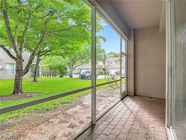 10043 Salina ST, Fort Myers, FL 33905