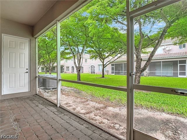10043 Salina ST, Fort Myers, FL 33905