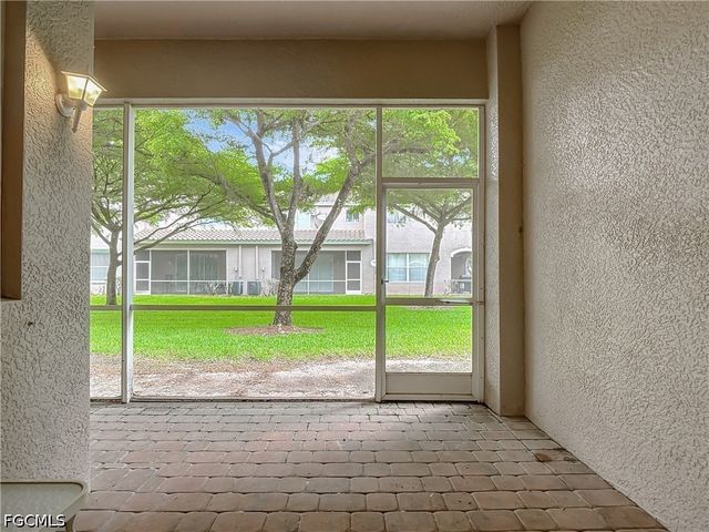 10043 Salina ST, Fort Myers, FL 33905