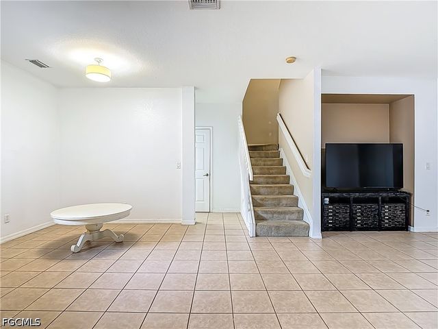 10043 Salina ST, Fort Myers, FL 33905