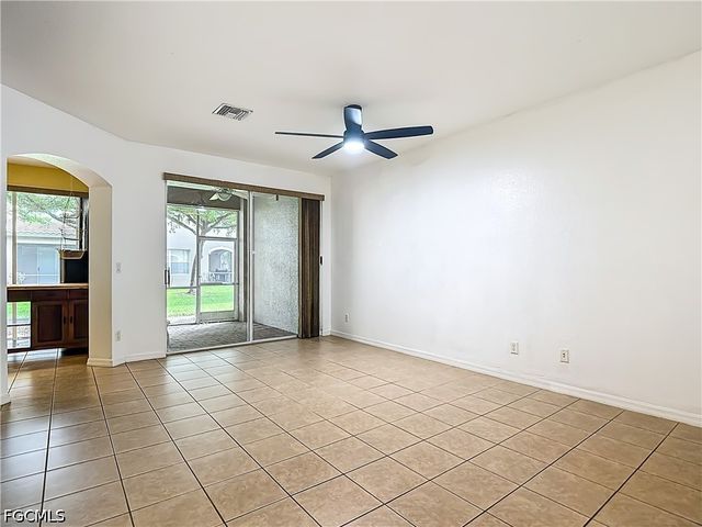10043 Salina ST, Fort Myers, FL 33905
