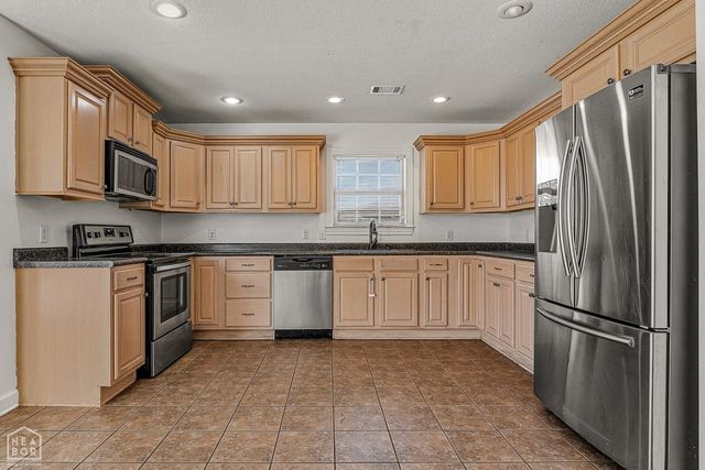 4717 Winged Foot Lane, Jonesboro, AR 72405