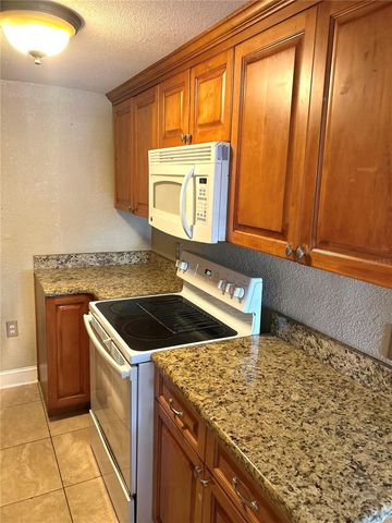 8170 27TH AVENUE N rear, St Petersburg, FL 33710