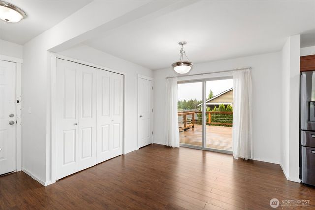 1658 NE Cascara Court, Poulsbo, WA 98370