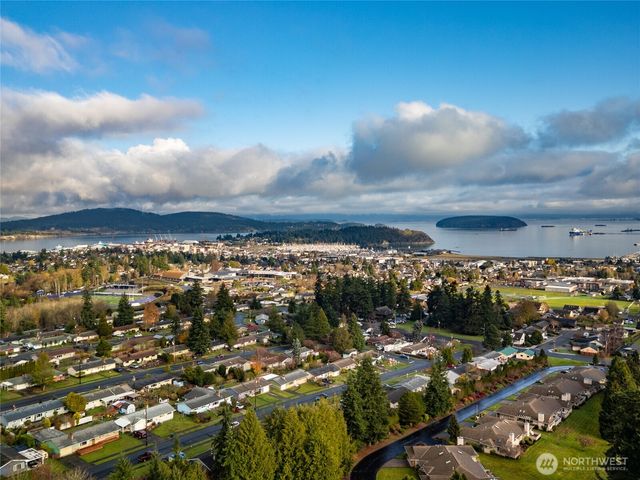 2108 Creekside Circle, Anacortes, WA 98221