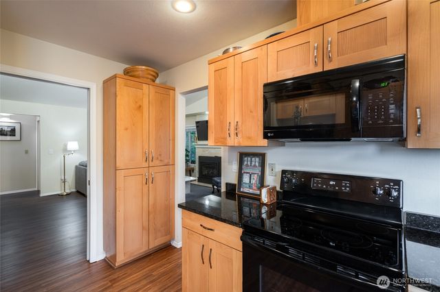 2108 Creekside Circle, Anacortes, WA 98221