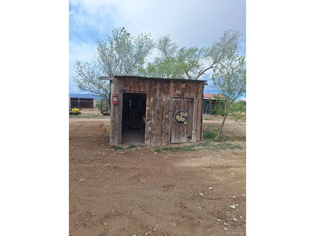 895 B St, Penrose, CO 81240