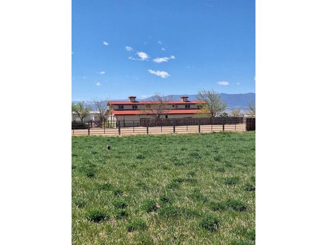 895 B St, Penrose, CO 81240