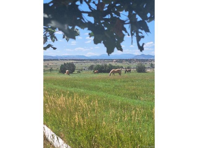 895 B St, Penrose, CO 81240