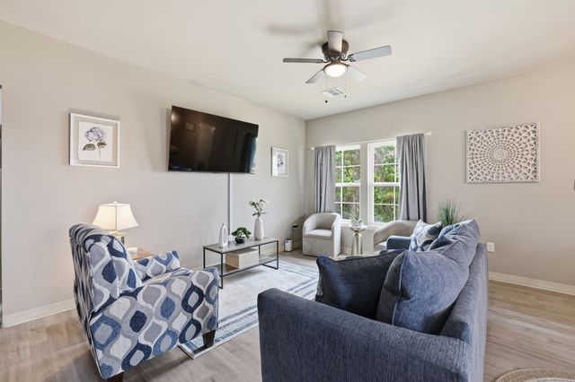 1406 Bonvillain St, Houma, LA 70360